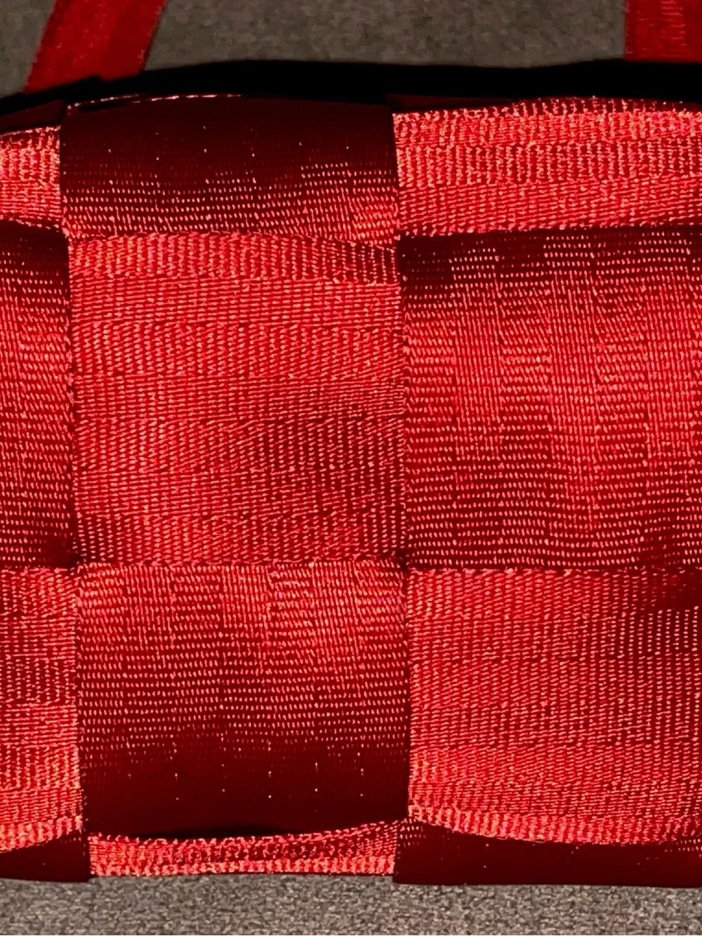 Harvey’s Original Seatbelt Bags Burgundy Red Tote & Mini Purse  Red